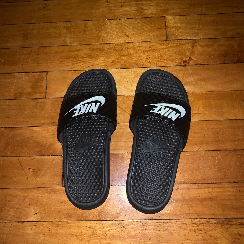 nike slides